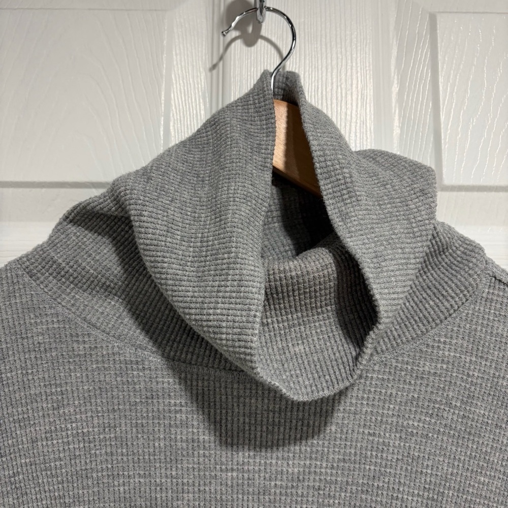 2/$25 TNA Gray Waffle Knit Long Sleeve Shirt with Turtleneck Drop Shoulder - Picture 5 of 8